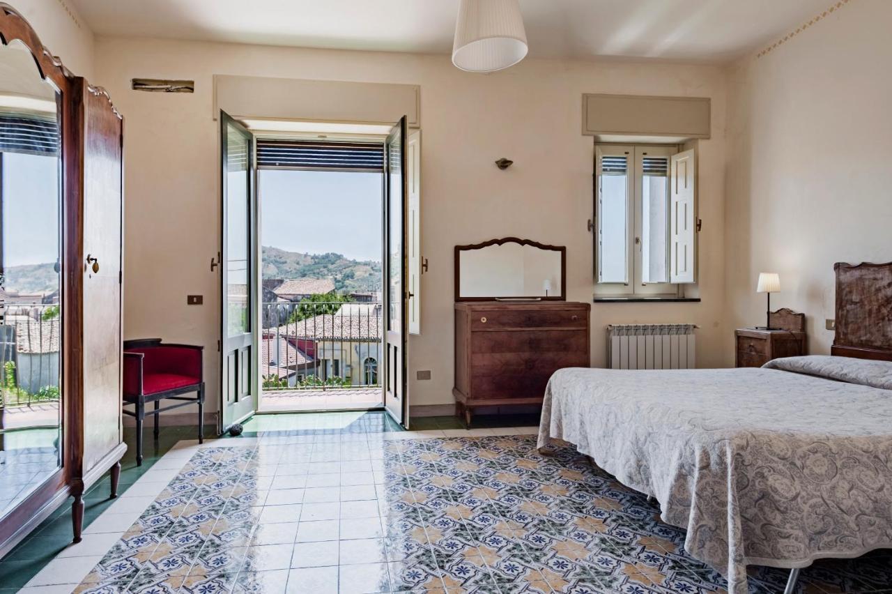 Gli Iris Apartments By Wonderful Italy Linguaglossa Eksteriør billede