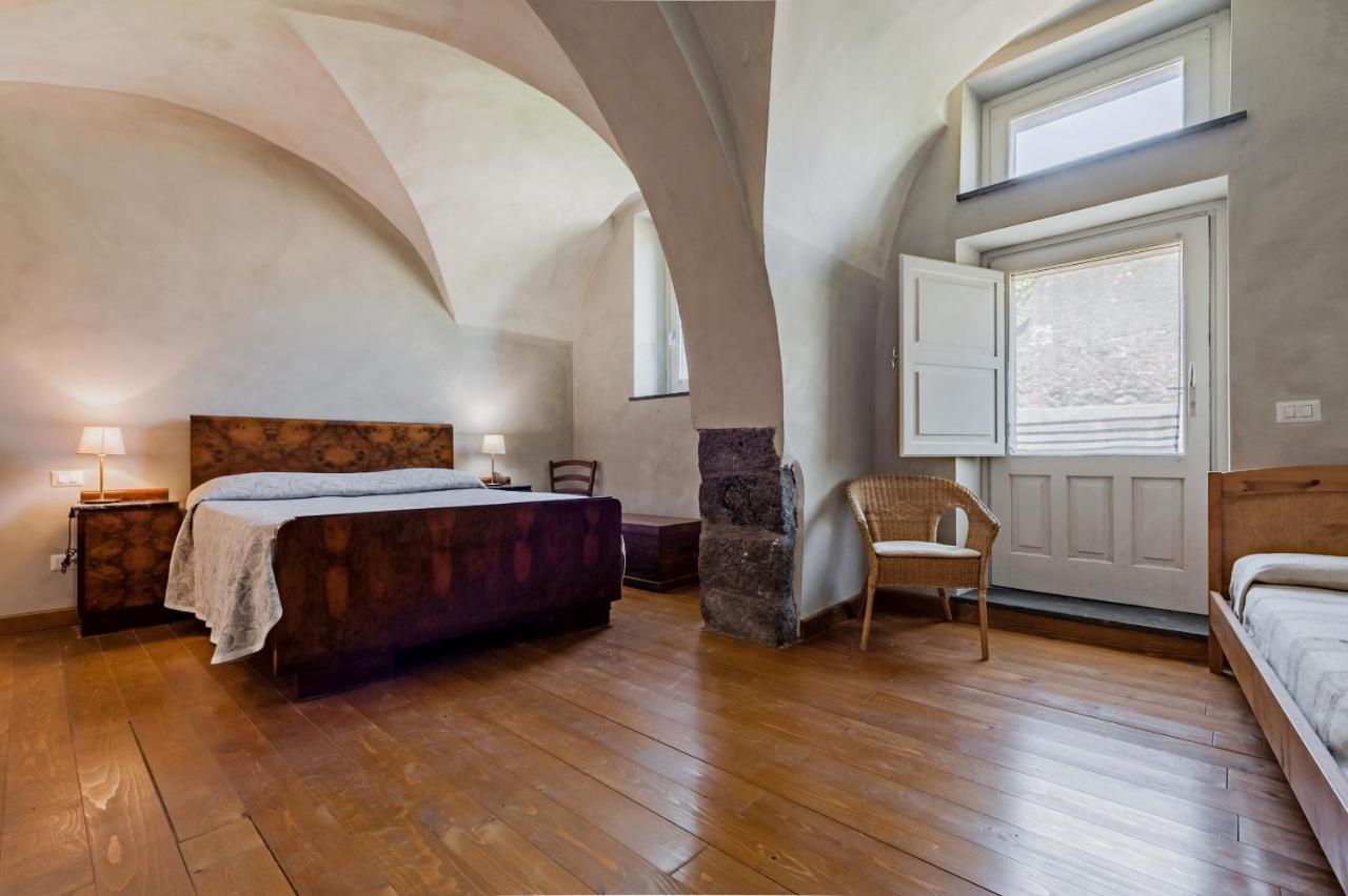 Gli Iris Apartments By Wonderful Italy Linguaglossa Eksteriør billede